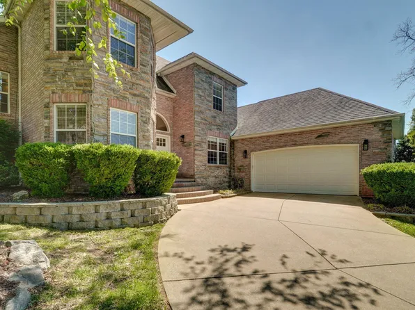 3202 N 10th Street, Ozark, MO 65721
