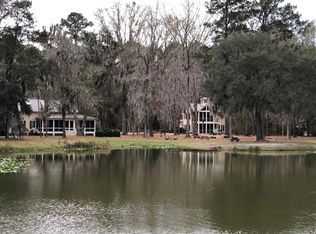 689 Dublin Dr, Richmond Hill, GA 31324