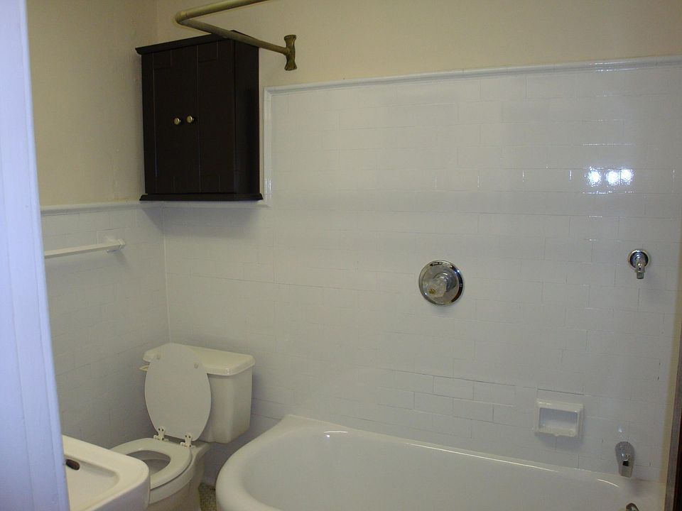 Greystone Court Apartments 815 N High St Columbus OH Zillow