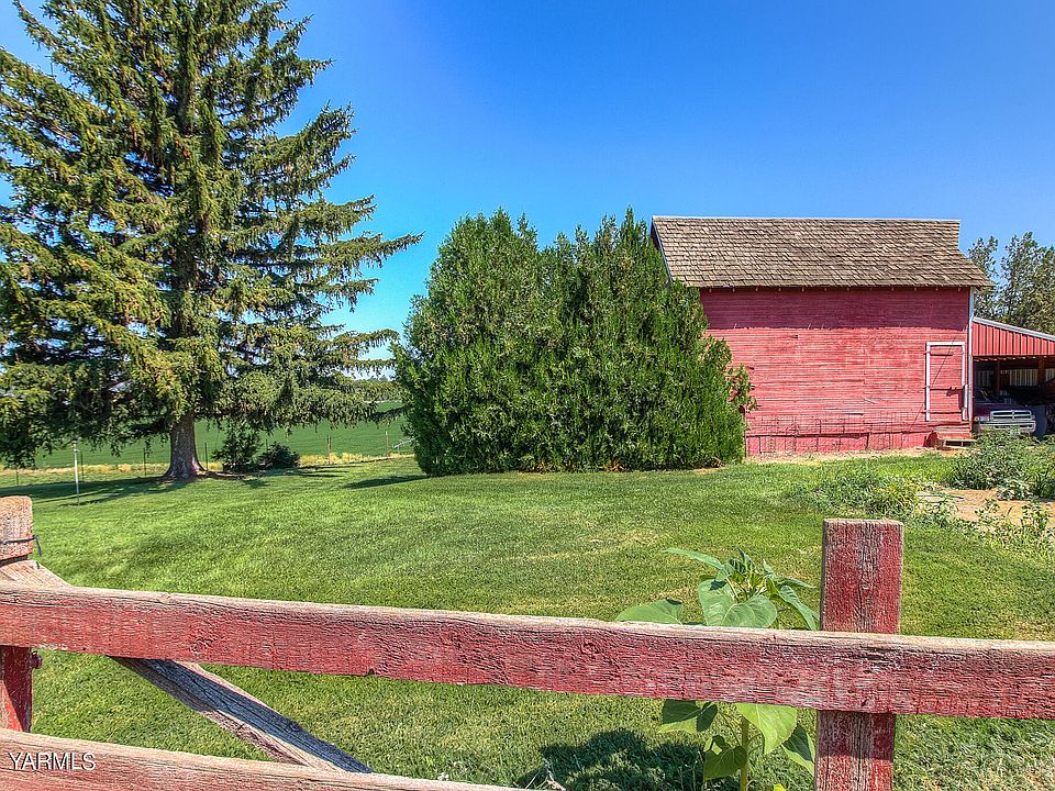 701 Pleasant Ave, Grandview, WA 98930 Zillow