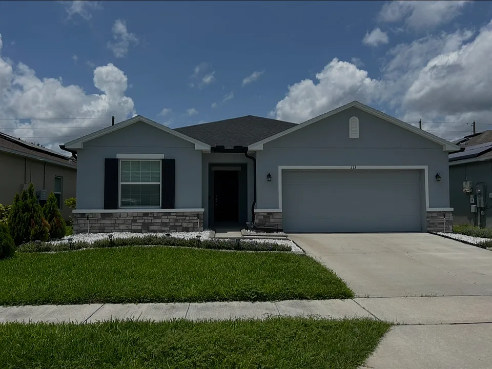 113 Hamlet Loop