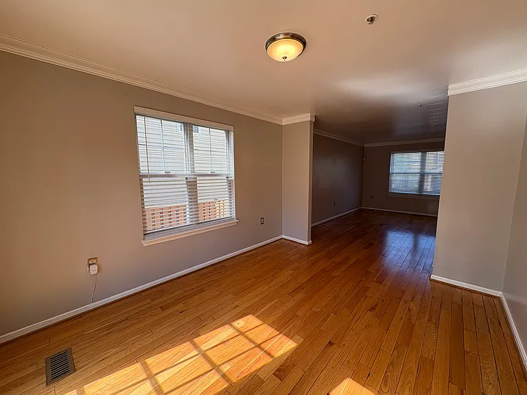 4005 Blakney Ln SE — Photo 9