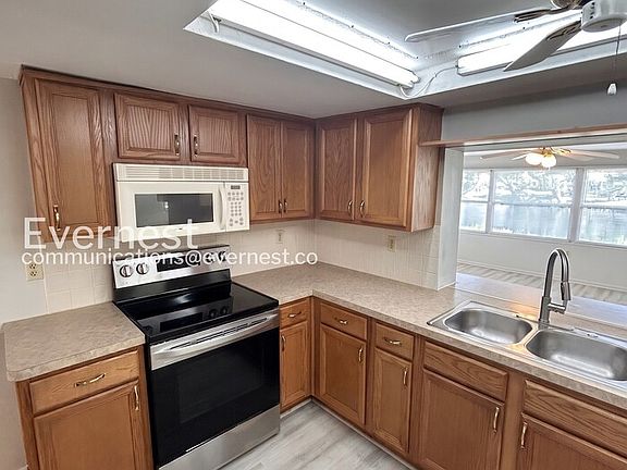 5th image of 7810 Cayuga Dr