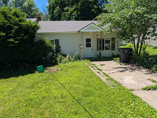 3832 34th St Photo 1
