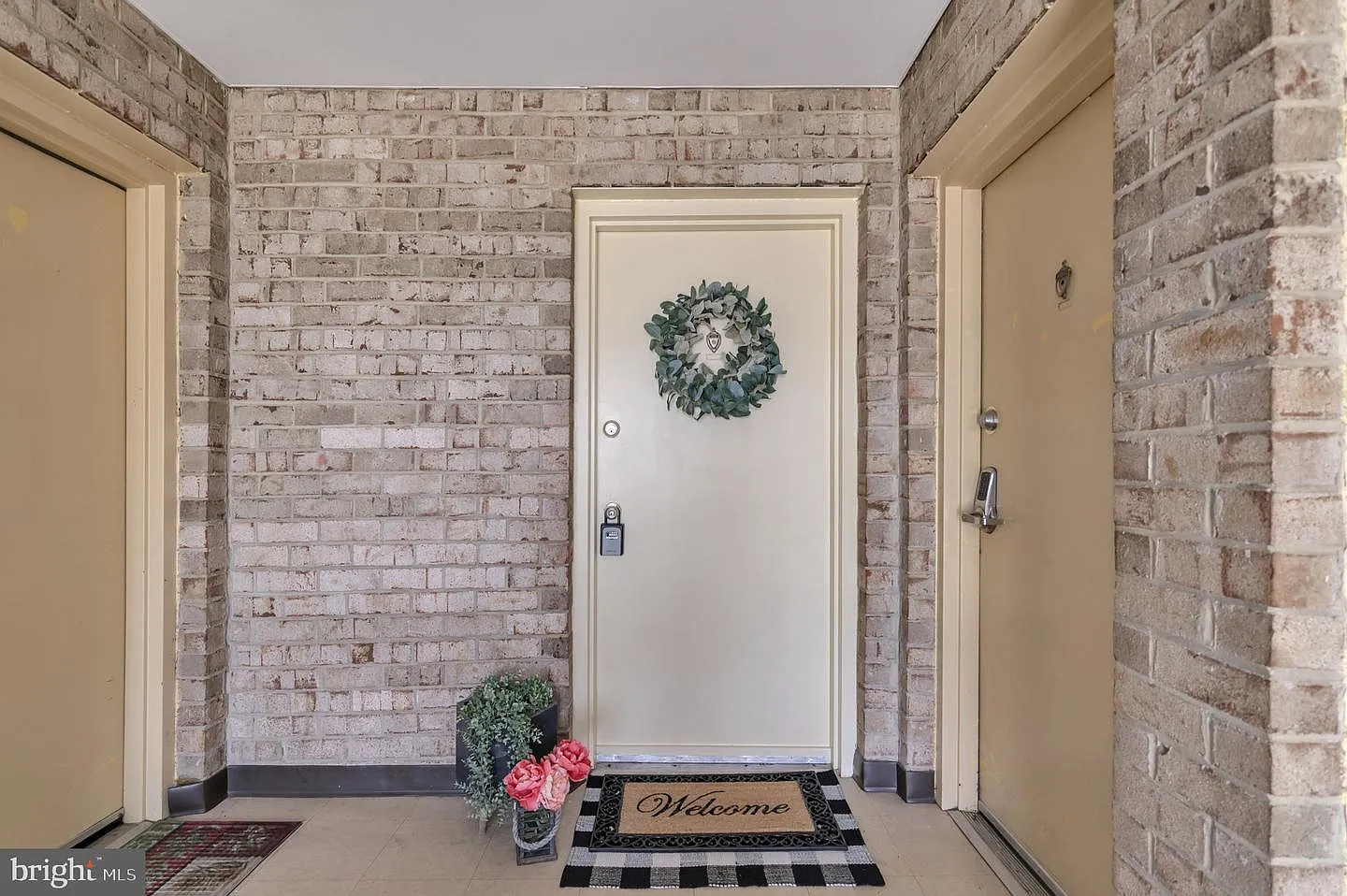 7994 Audubon Ave — Photo 3