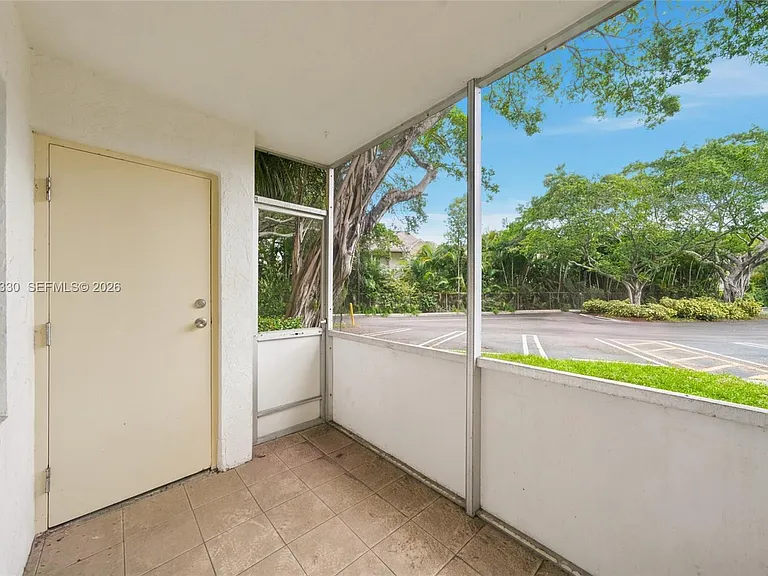 4384 NW 9th Ave #19-1D — Photo 23