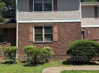8741 Chapel Hill Rd, Cary, NC 27513