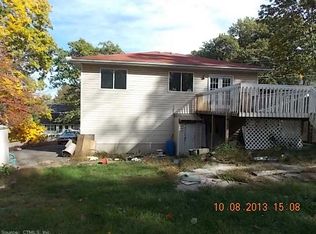 147 Macarthur Dr, Waterbury, CT 06704