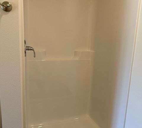 4th image of 309 N Church St #103