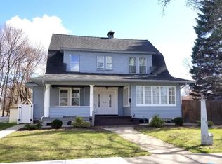 17 Neptune Ave, West Springfield, MA 01089