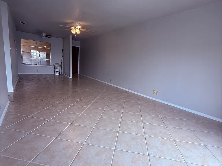 923 Vance Jackson Rd #804 — Photo 2