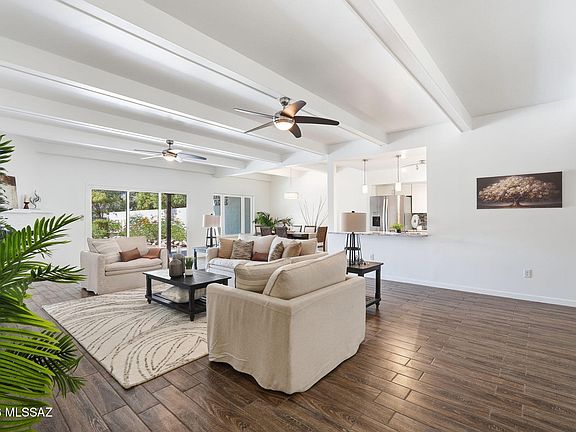 5th image of 5822 N Camino Esplendora