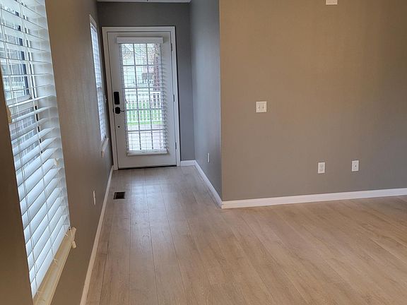2nd image of 704 NE A St