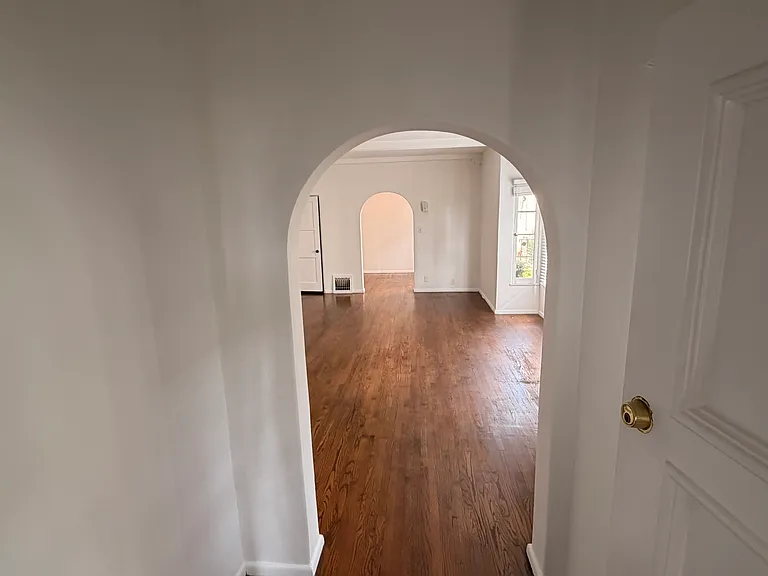 923 Ocean Ave #2 — Photo 2