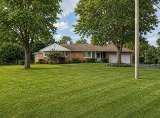 4N015 Kenwood Ave, West Chicago, IL 60185