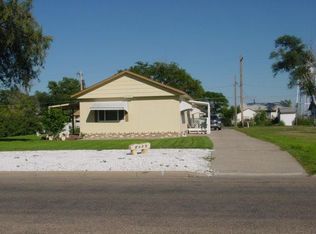 1619 Caldwell Ave, Goodland, KS 67735