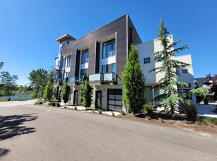 3554 N Prospect Ln, Garden City, ID 83714
