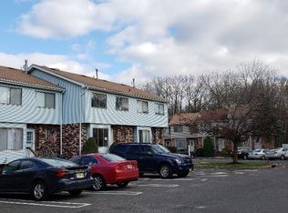 13 Wood Acres Dr #13, North Brunswick, NJ