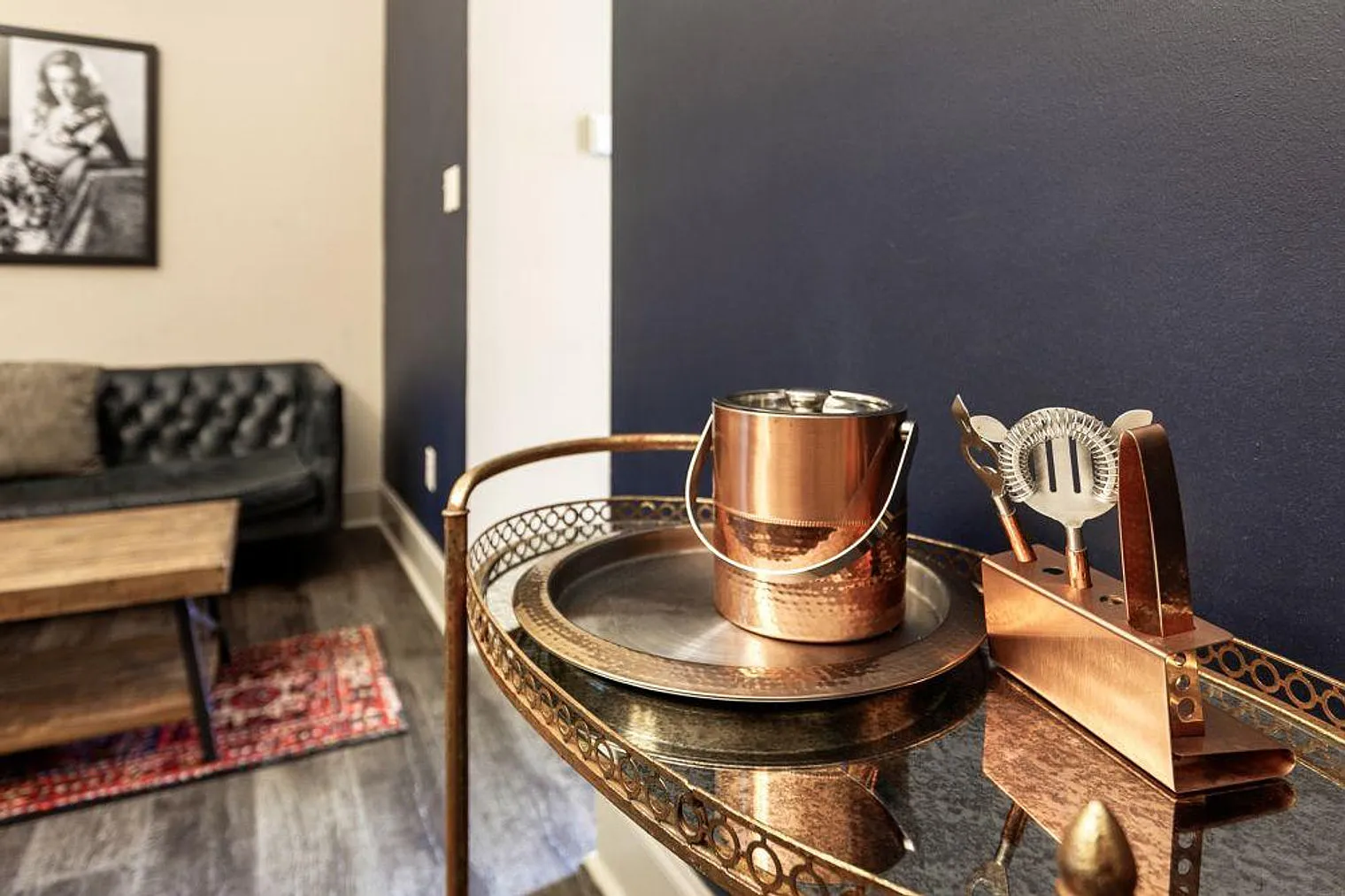 1 bed, 1.0 bath, 796 sqft, $4,358 — Photo 4