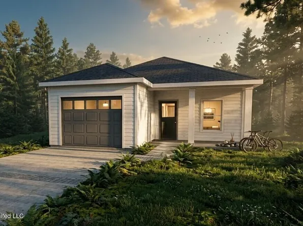 1625 S 11th St, Ocean Springs, MS 39564