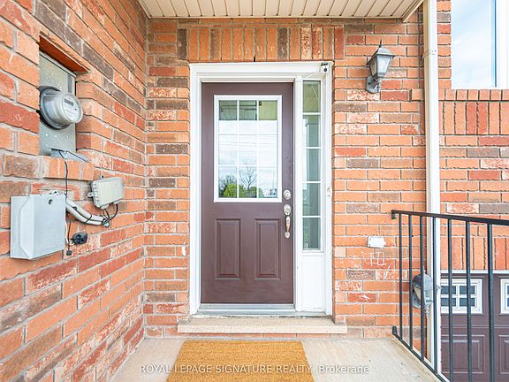 3rd image of 2909 Garnethill Way