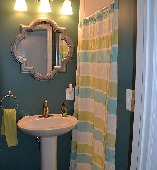 Full bath in basement