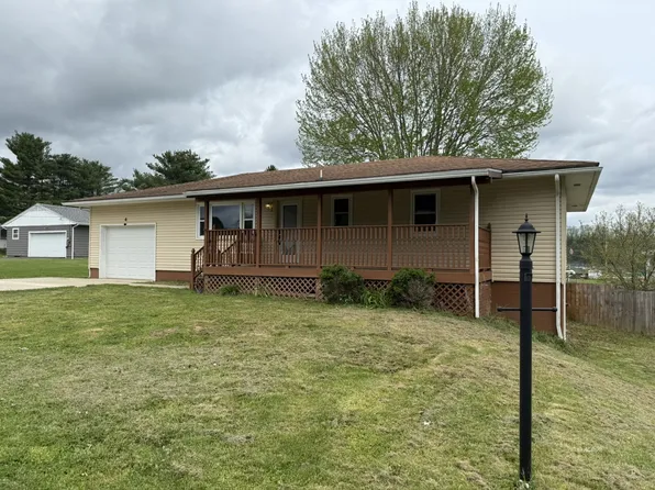 4 Mound St, The Plains, OH 45780