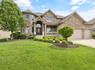 4052 Juneberry Rd, Naperville, IL 60564