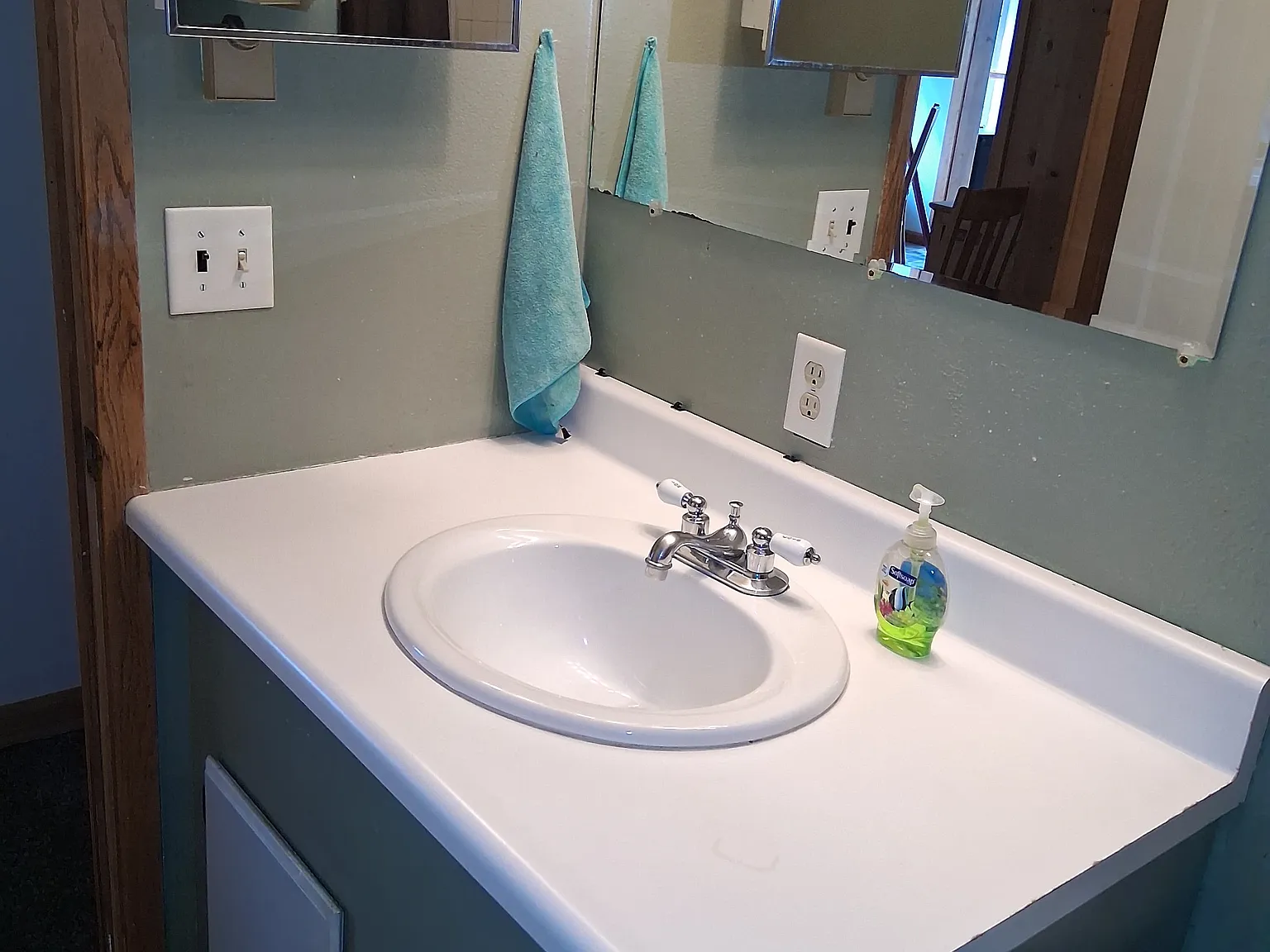 2 bed, 1000 sqft, $2,000 — Photo 3