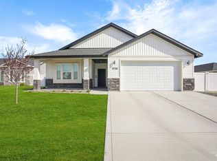 1016 Magnolia St, Burley, ID 83318