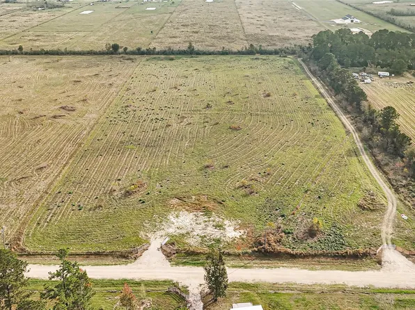 231501 Private Road Dr, Dayton, TX 77535