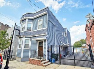 820 17th St FLOOR 2, Union City, NJ 07087