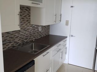 2000 NE 135th St APT 909, North Miami, FL 33165