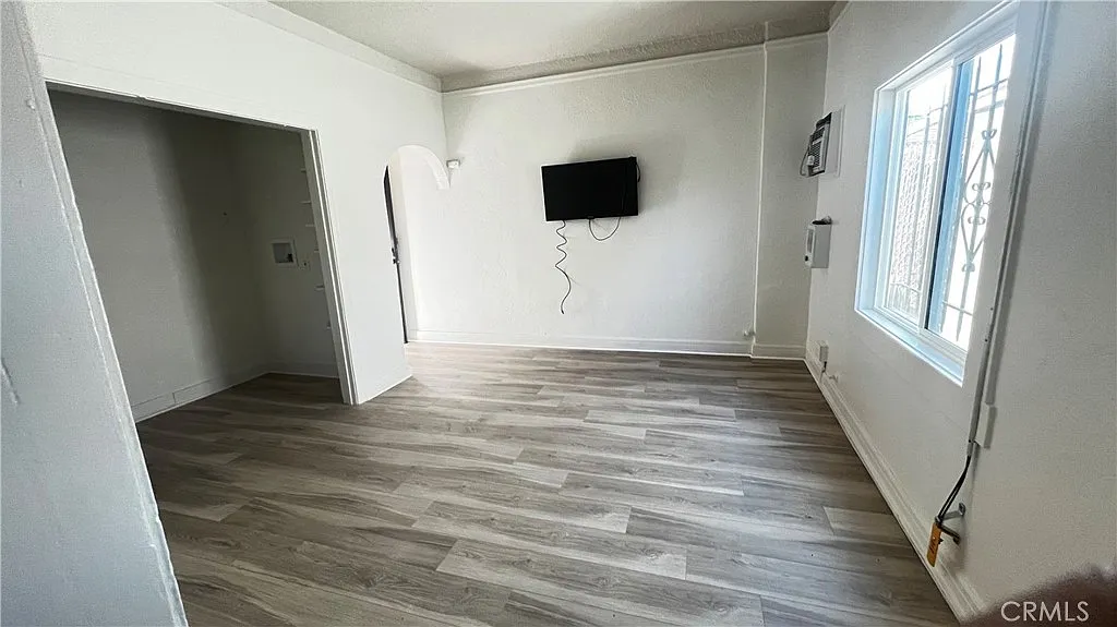 Studio, 390 sqft, $1,460 — Photo 2