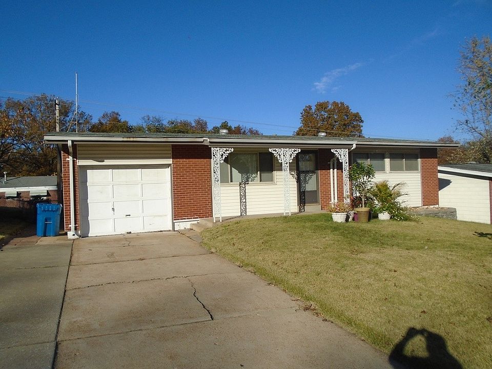 1st image of 1731 Beecher Dr