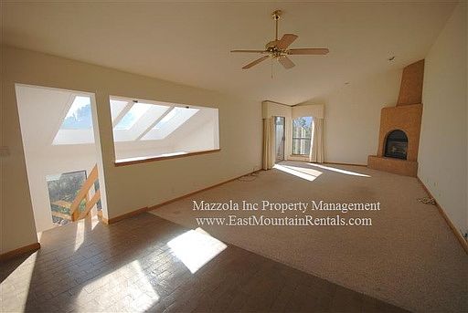 3rd image of 16 Angeles Vista Cir