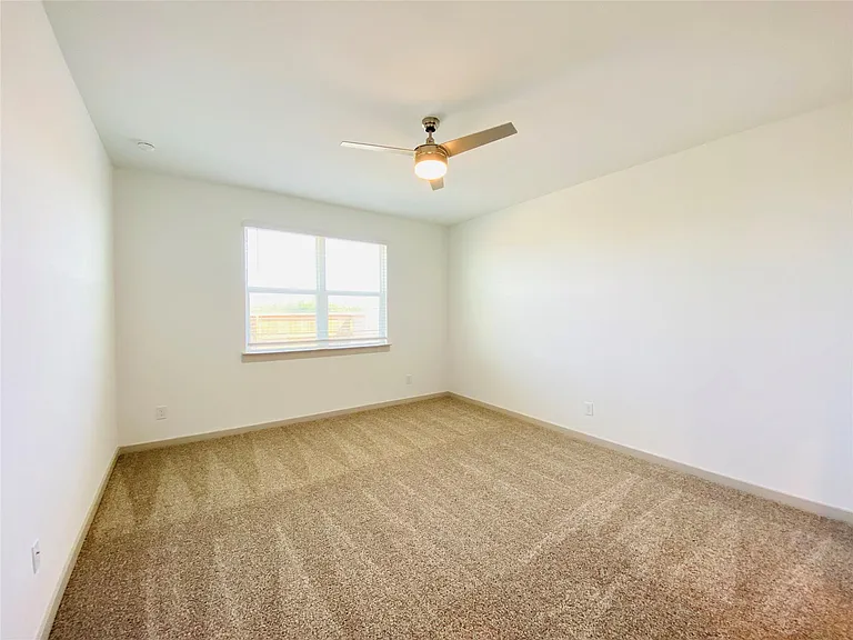 2811 Chancery Summit Ct — Photo 9