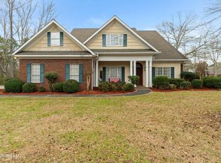 92 Highpointe Dr, Hattiesburg, MS 39402