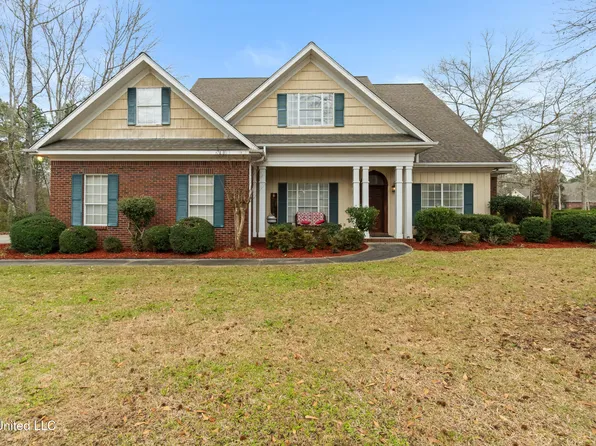 92 Highpointe Dr, Hattiesburg, MS 39402