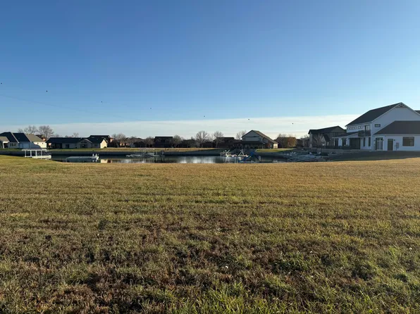 109 Cove Ct, Fort Pierre, SD 57532