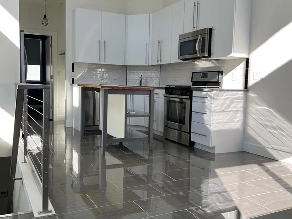 1031 W Soho Dr, Midvale, UT 84047