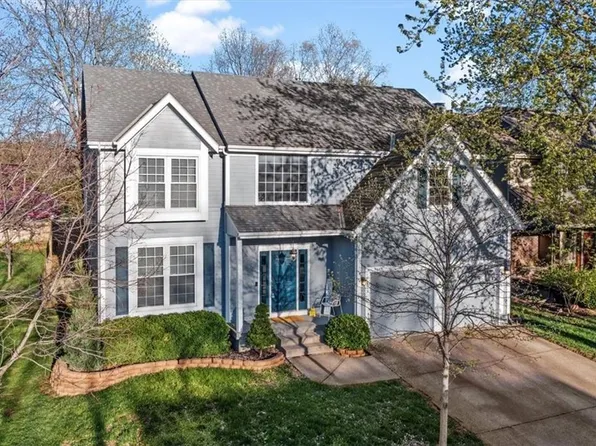 13093 S Summit St, Olathe, KS 66062