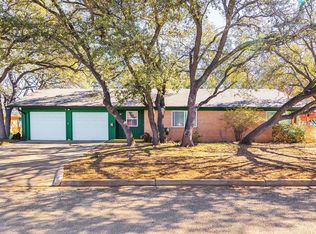 2017 S China St, Brady, TX 76825