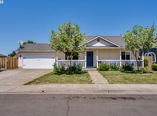 3938 Douglas Dr, Springfield, OR 97478