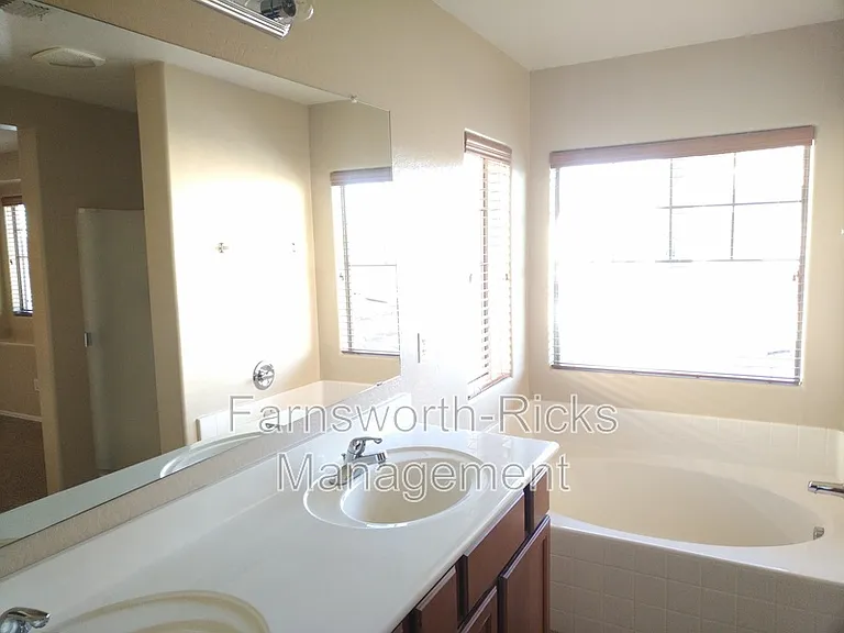 619 S Buena Vista Ave — Photo 8