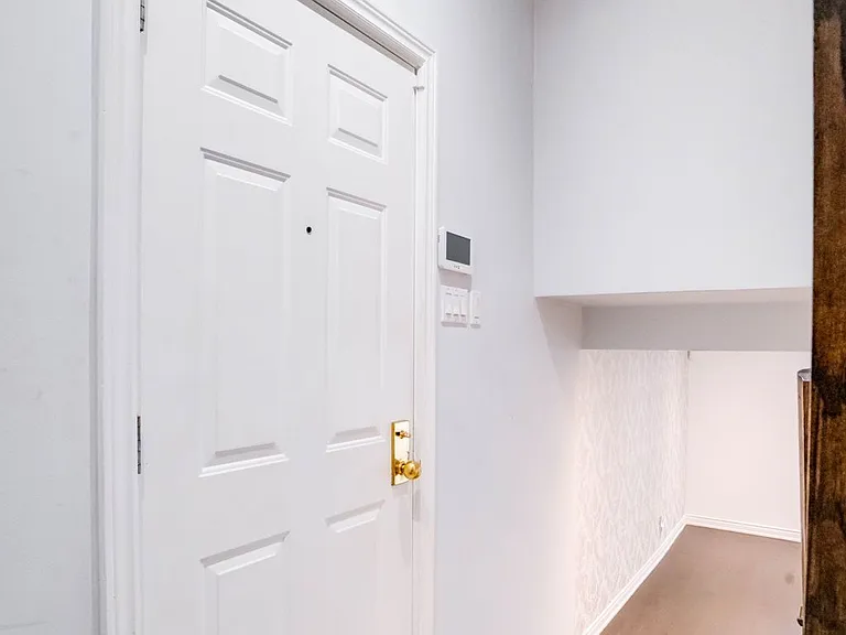 100 Arbors Ln #Townhouse 5 — Photo 13