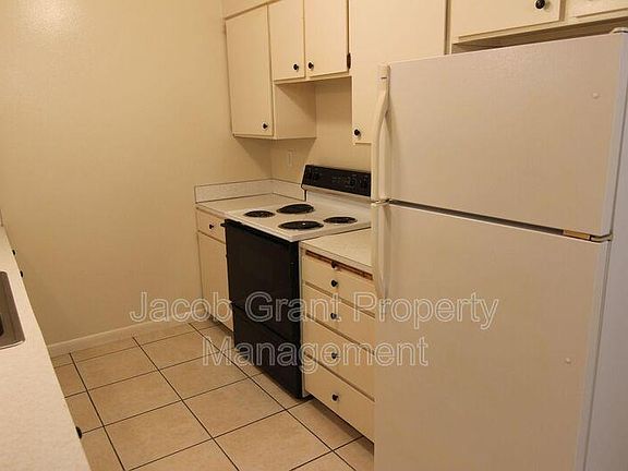 3rd image of 1070 Canal Ave #1090