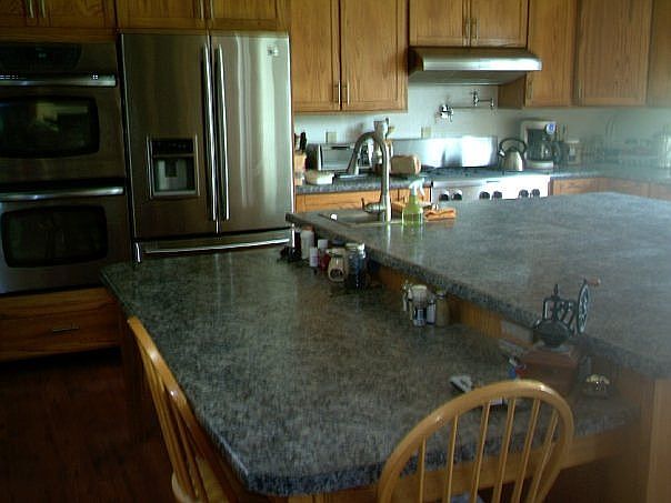 1st image of 820 Lomita Dr