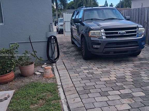 4th image of 137 Abaco Dr #1