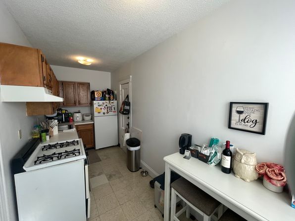 (undisclosed Address)